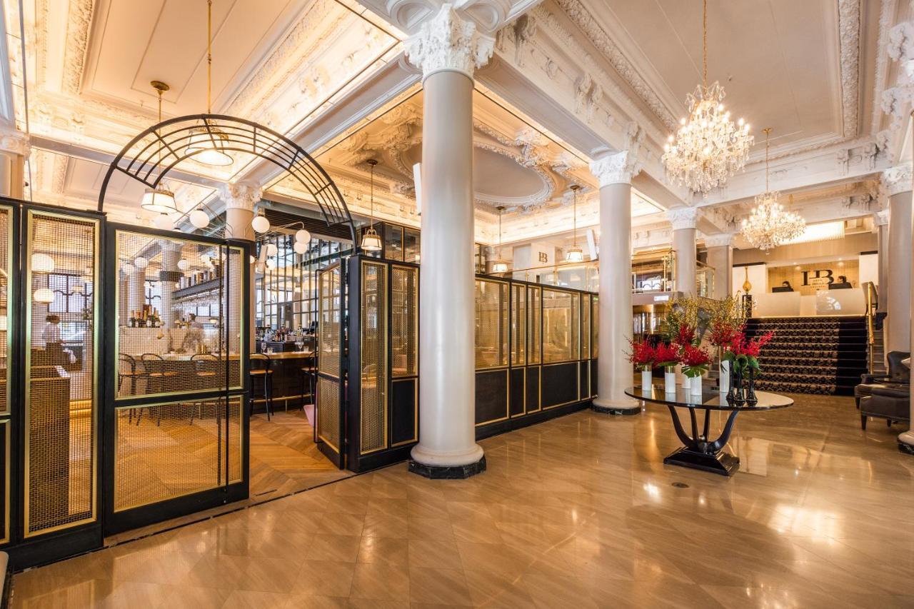 호텔 버크스 몬트리올 외부 사진 The lobby of the hotel